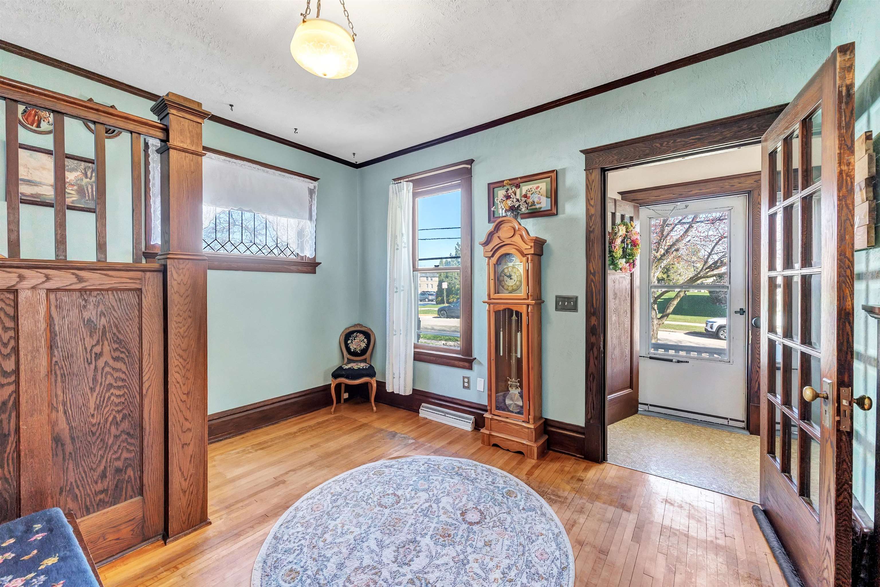 317 West Thorne Street Ripon, WI 54971 - Photo 8 of 37