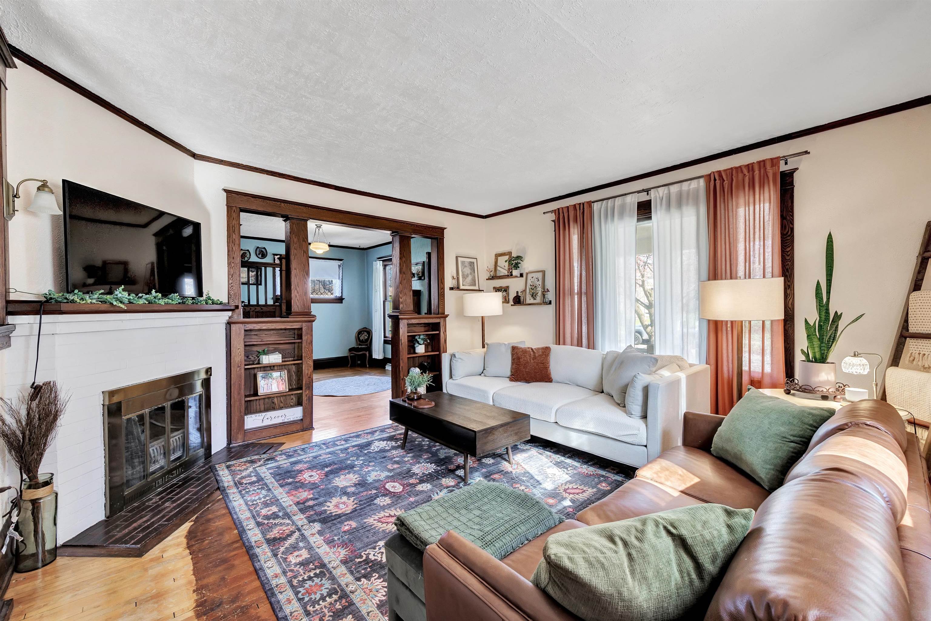 317 West Thorne Street Ripon, WI 54971 - Photo 10 of 37