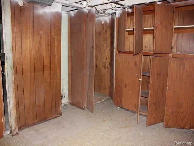 6451 Richfield Road Flint, MI 48506 - Photo 29 of 34 st_IMG_2033.JPG