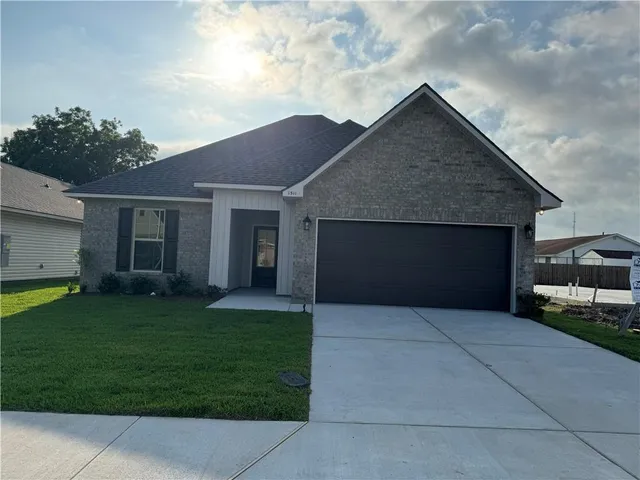 $2,100 | 1511 Javez Street, Marrero, LA 70072