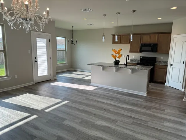 $2,100 | 1511 Javez Street, Marrero, LA 70072