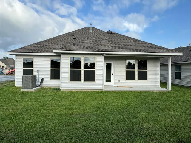 $2,100 | 1511 Javez Street, Marrero, LA 70072