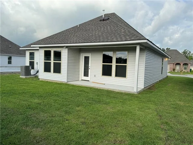 $2,100 | 1511 Javez Street, Marrero, LA 70072