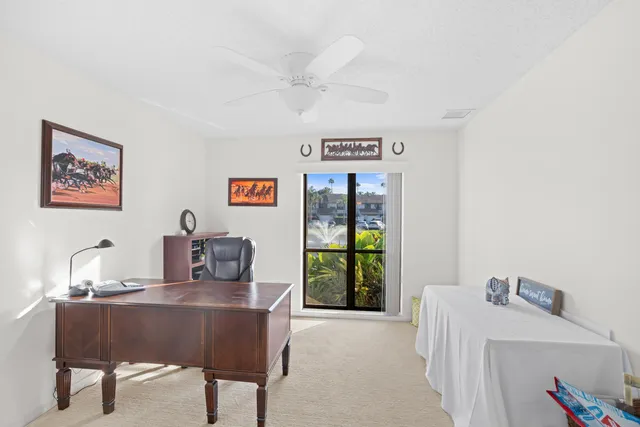 $525,000 | 6735 Canary Palm Circle, Boca Raton, FL 33433