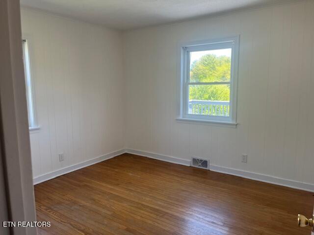 254 Red Clover Loop Ewing, VA 24248 - Photo 15 of 27 IMG_3343