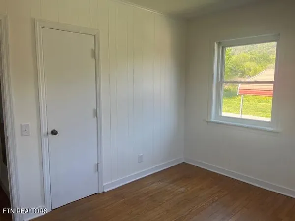 $174,000 | 254 Red Clover Loop, Ewing, VA 24248