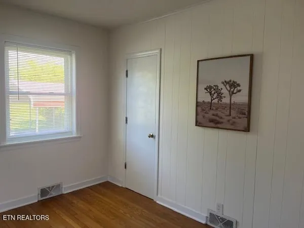 $174,000 | 254 Red Clover Loop, Ewing, VA 24248