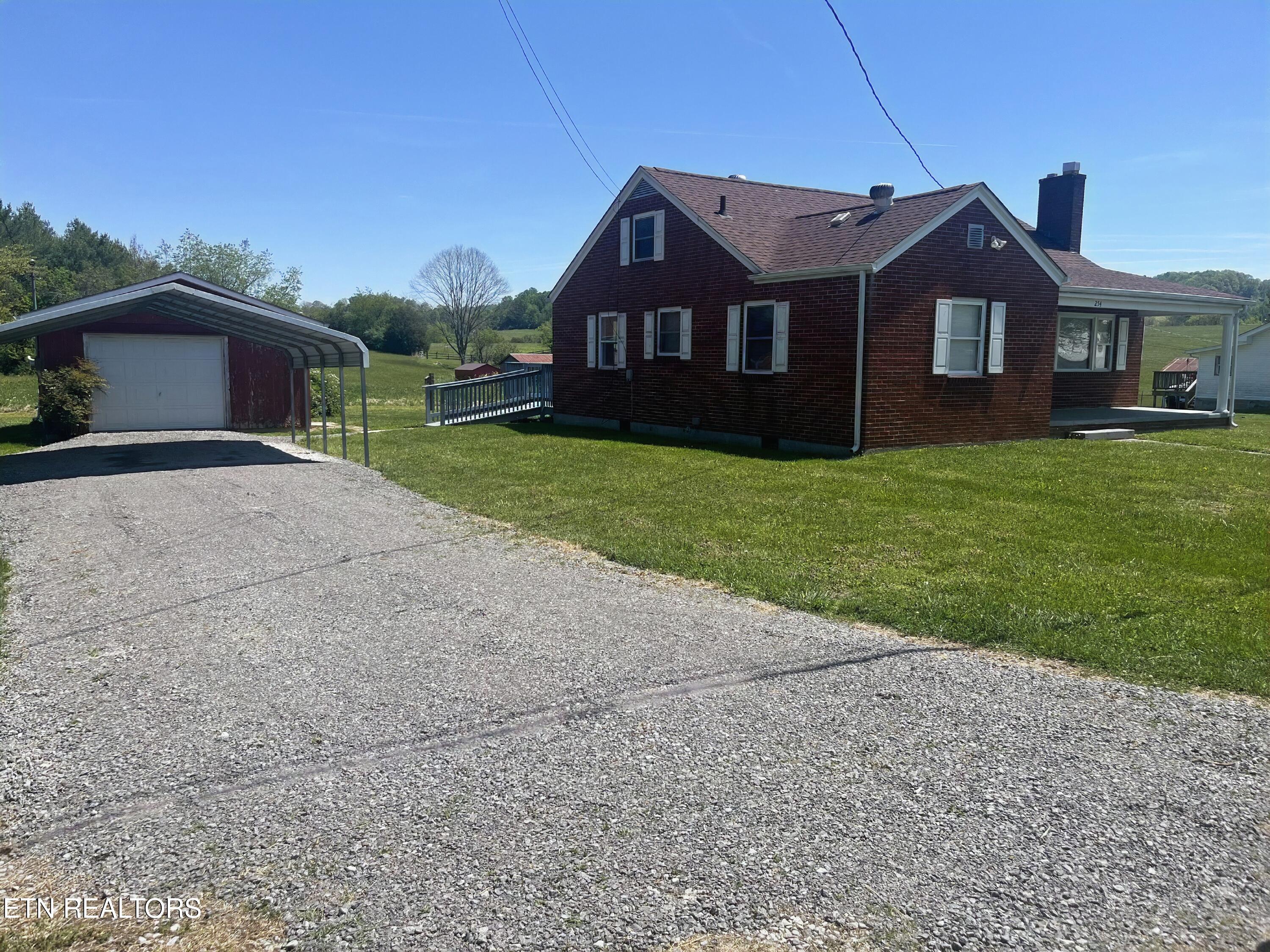 254 Red Clover Loop Ewing, VA 24248 - Photo 2 of 27 IMG_20260421_142917(1)