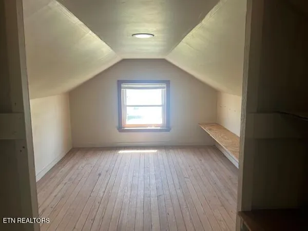 $174,000 | 254 Red Clover Loop, Ewing, VA 24248