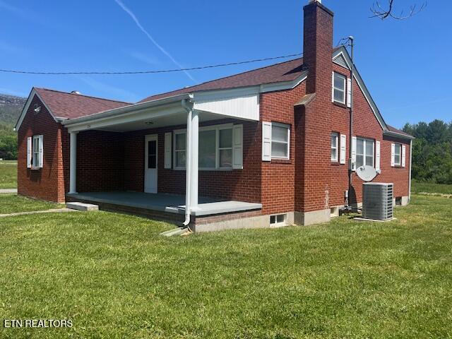 254 Red Clover Loop Ewing, VA 24248 - Photo 3 of 27 IMG_3331