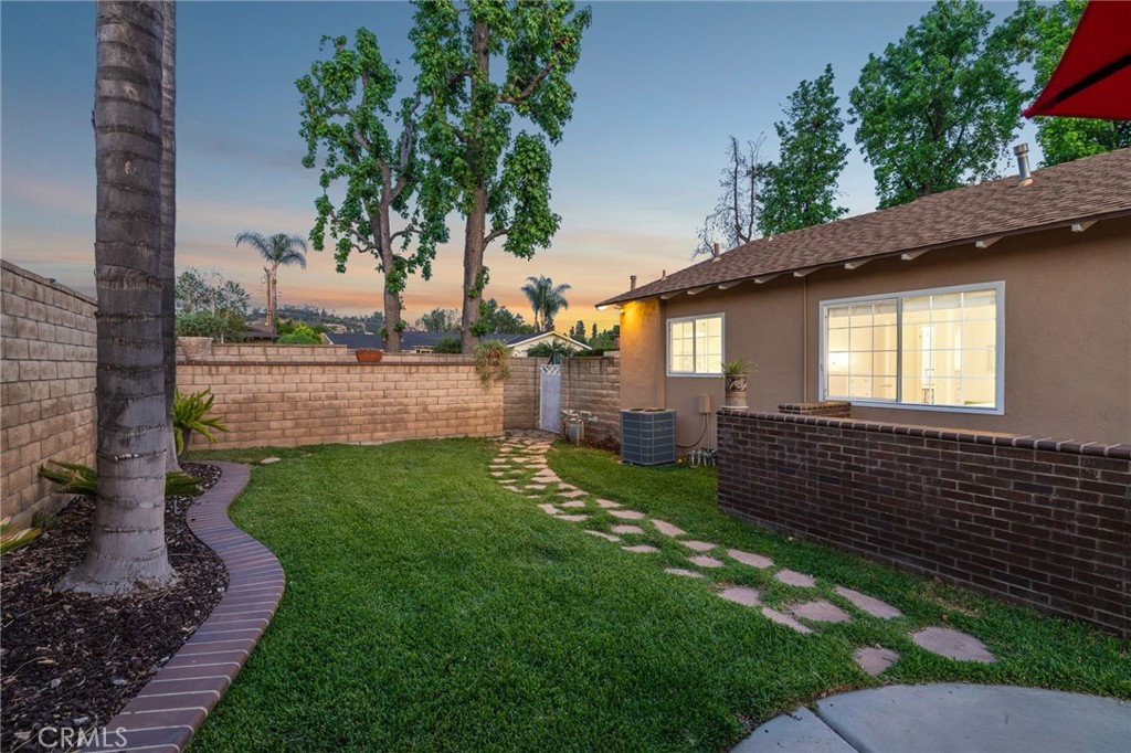 222 South Wagonwheel Road Glendora, CA 91741 - Photo 62 of 70 a view of a backyard with a garden