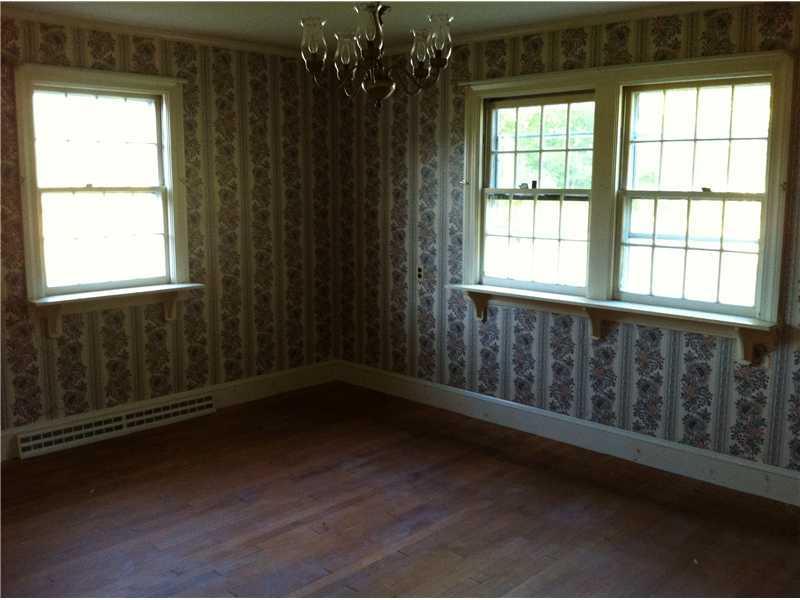 11 Cod Row Harpswell, ME 04079 - Photo 25 of 34 Dining Room.