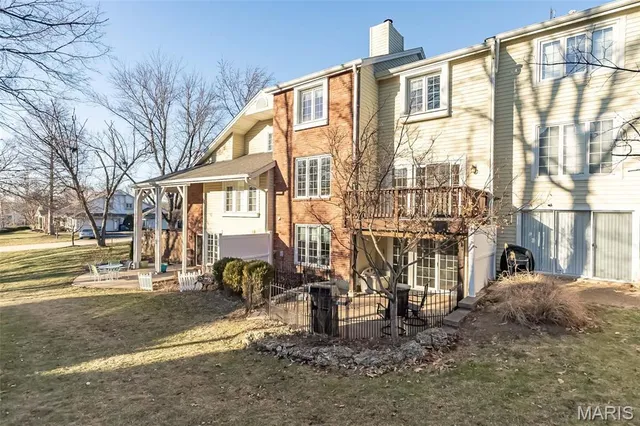 $350,000 | 2361 Claymoor Drive, Chesterfield, MO 63017