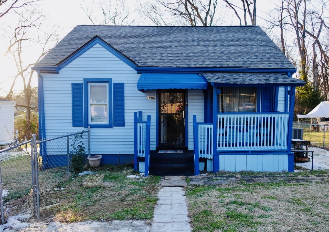 1904 Cherry Street Columbia, TN 38401 - Photo 1 of 10 a front view of a house with a garden