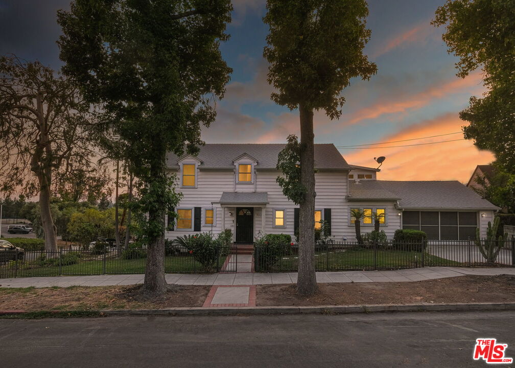 2000 Ridgeview Avenue Los Angeles, CA 90041 - Photo 3 of 50 front view of a house with a yard
