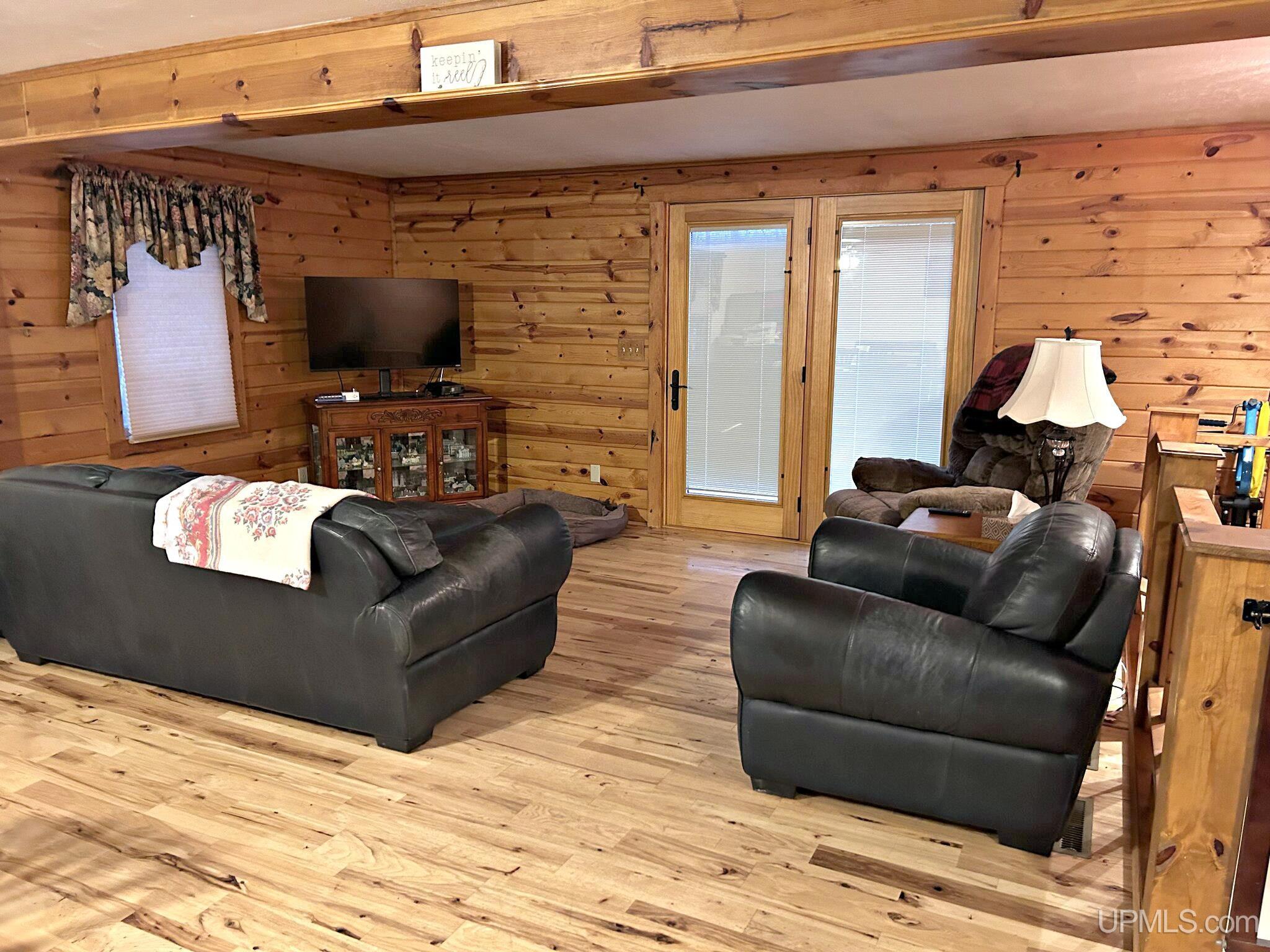 W8250 Amberg Wausaukee Road Amberg, WI 54102 - Photo 10 of 54 Gallery Image 10
