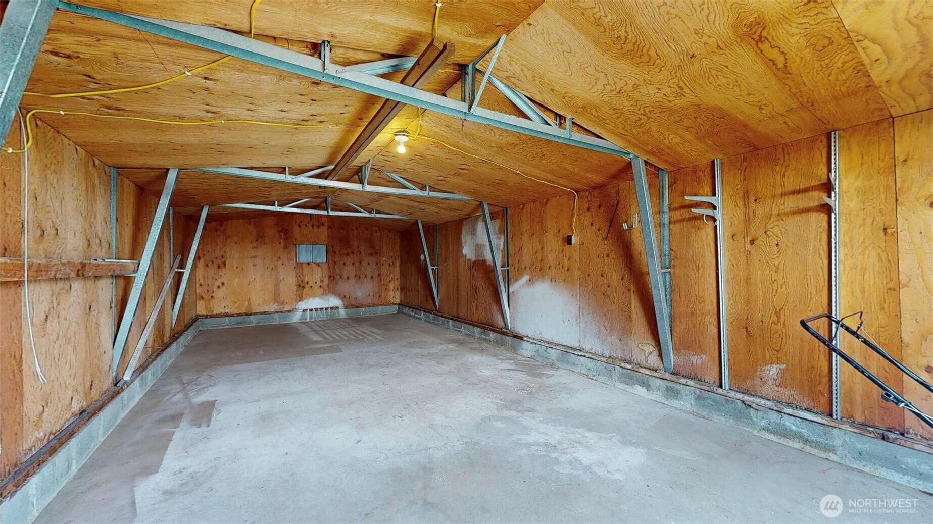 733 Ridge Place Omak, WA 98841 - Photo 11 of 32