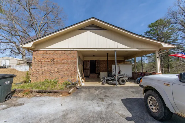 $189,900 | 1293 22nd Highway, Michie, TN 38357