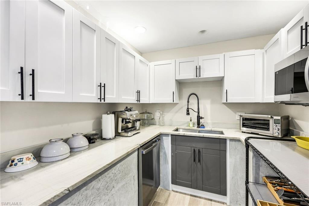336 Oak Avenue Naples, FL 34108 - Photo 25 of 43