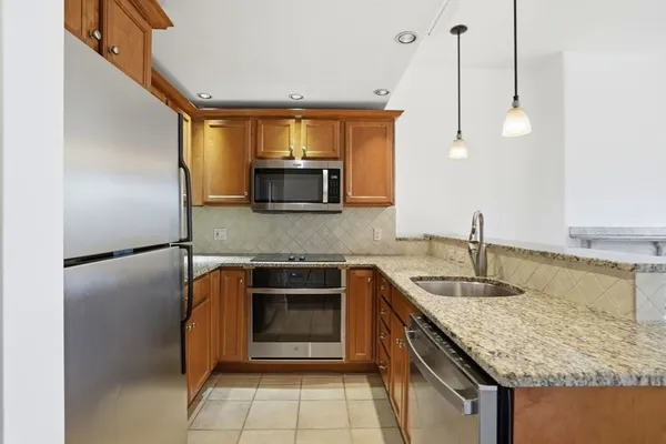 $4,200 | 191 Warren Avenue, Unit 3, Boston, MA 02116