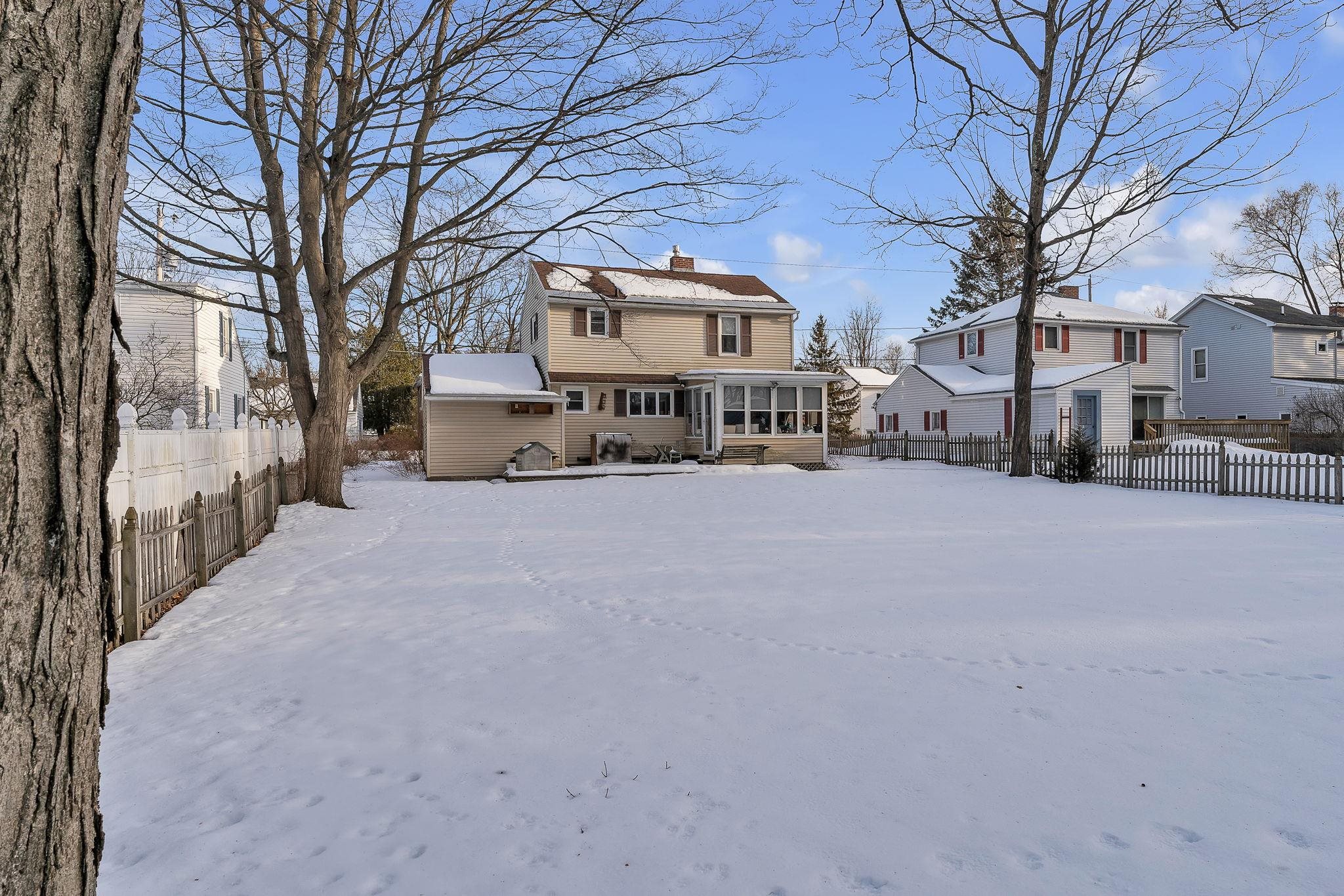 156 Woodbury Road Burlington, VT 05408 - Photo 29 of 31 Gallery Image 29