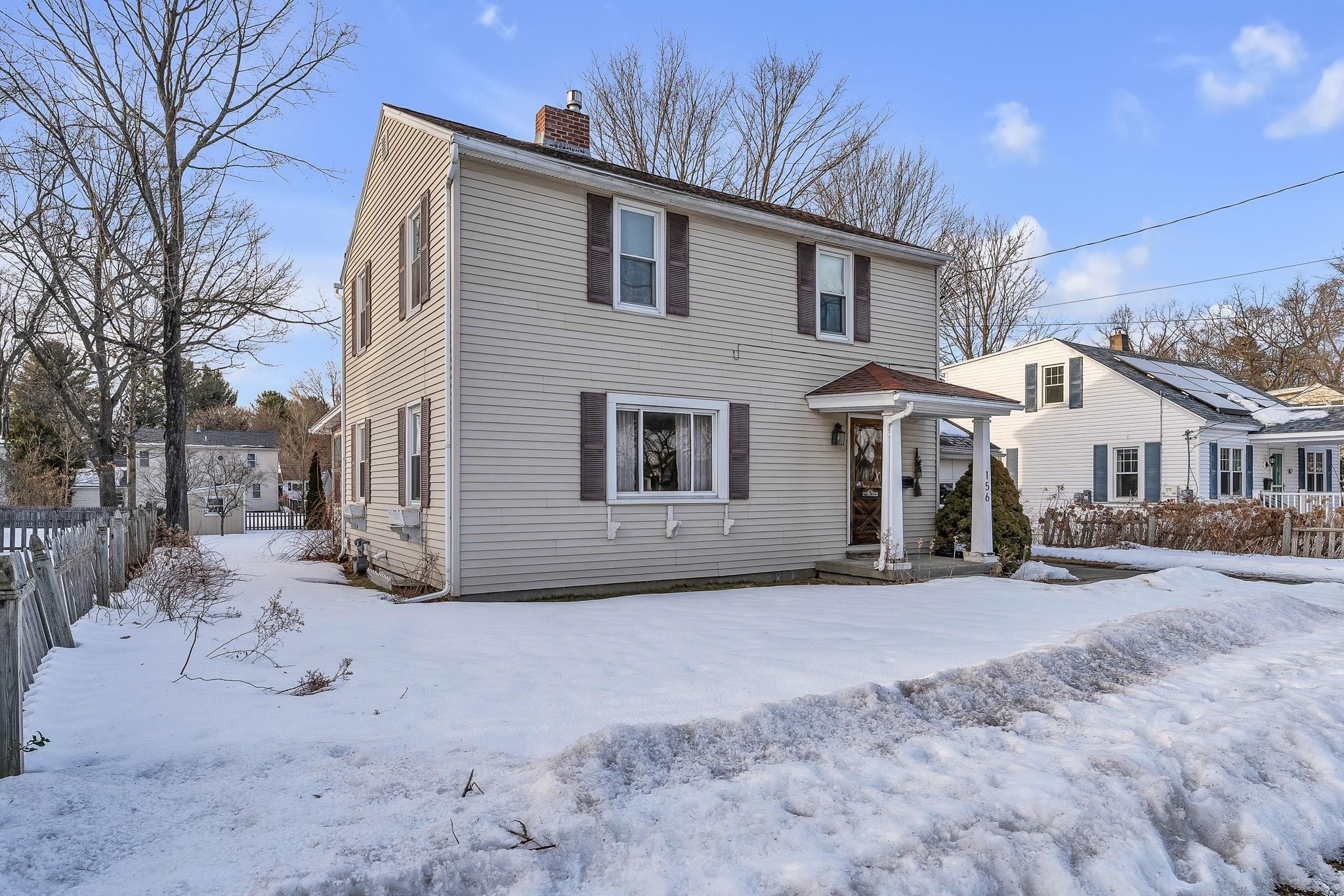 156 Woodbury Road Burlington, VT 05408 - Photo 3 of 31 Gallery Image 3