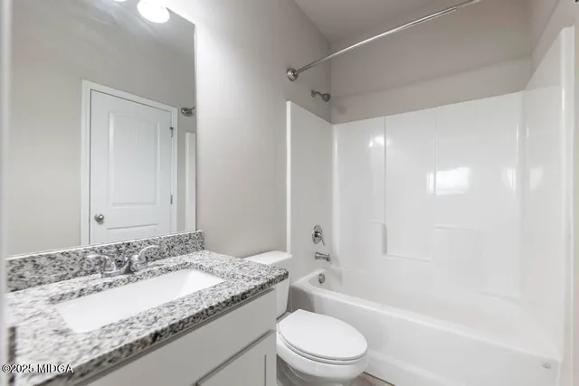 $475,000 | 407 Doraville Court, Warner Robins, GA 31088