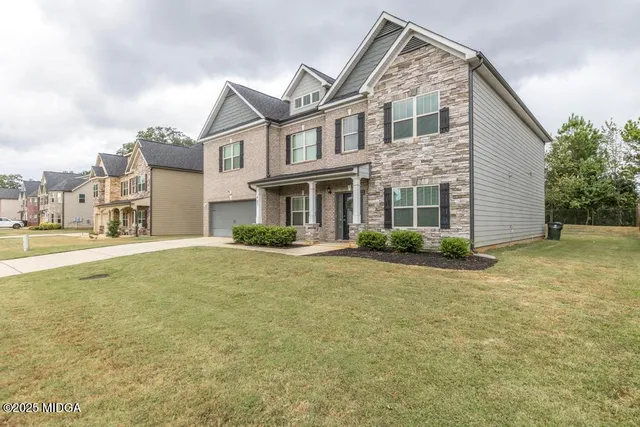 $475,000 | 407 Doraville Court, Warner Robins, GA 31088