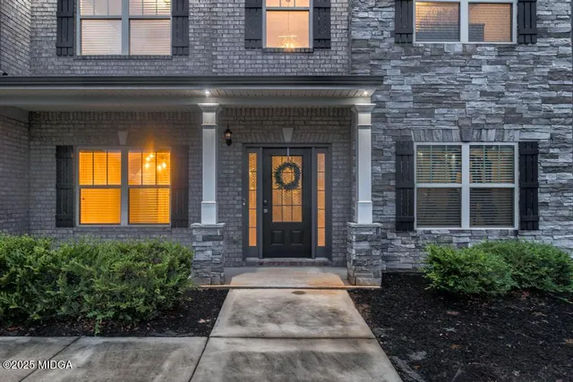 $475,000 | 407 Doraville Court, Warner Robins, GA 31088