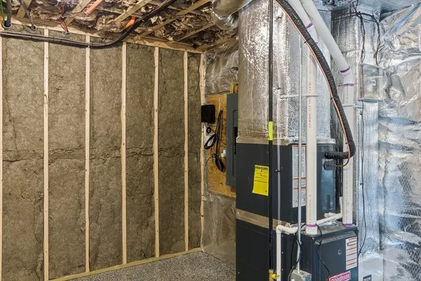 $729,900 | 36 Elise Avenue, Unit 18, Londonderry, NH 03053