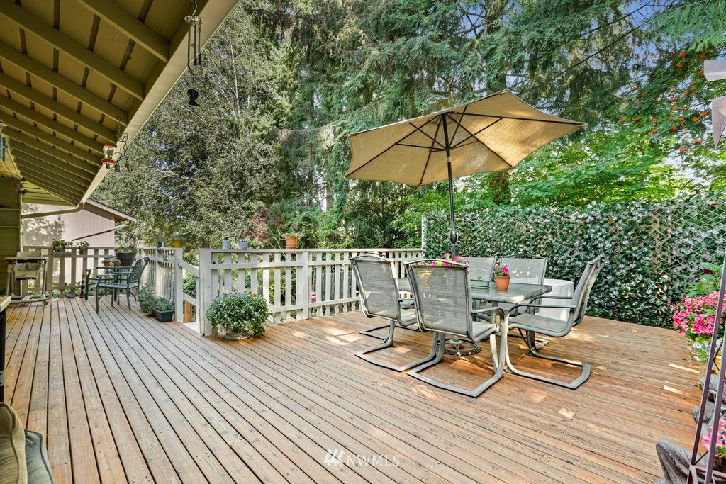 2123 171st Place Southeast Bothell, WA 98012 - Photo 14 of 29 Gallery Image 14