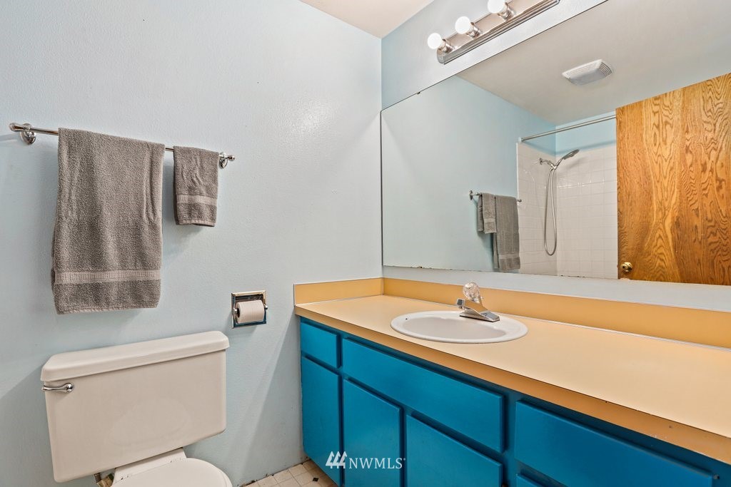 2123 171st Place Southeast Bothell, WA 98012 - Photo 20 of 29 Gallery Image 20