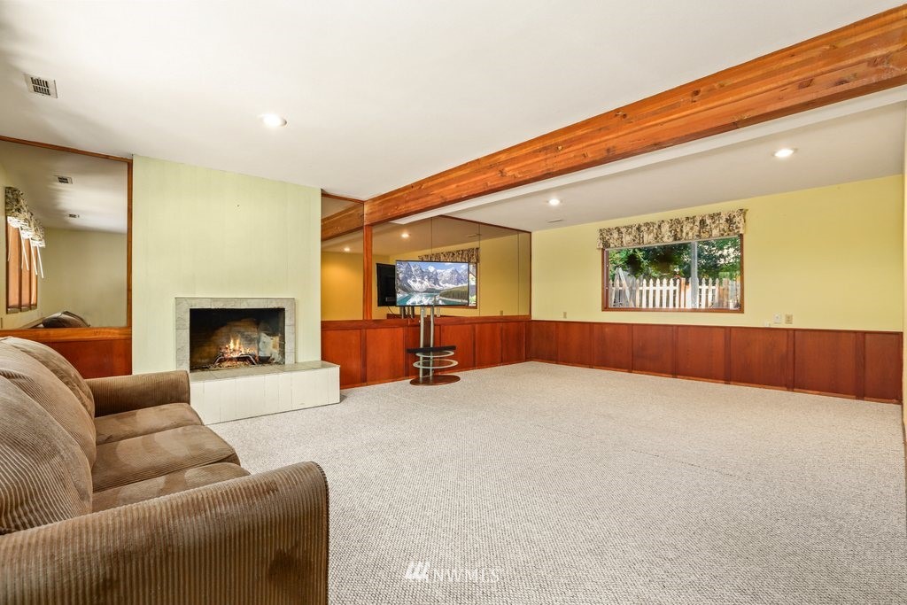 2123 171st Place Southeast Bothell, WA 98012 - Photo 21 of 29 Gallery Image 21