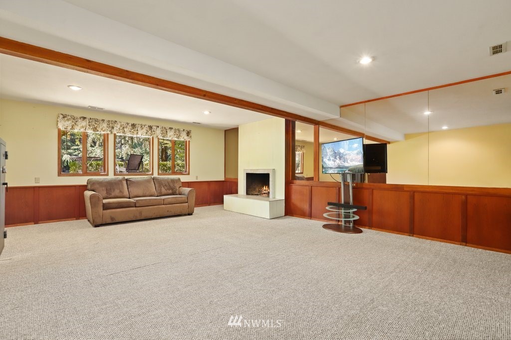 2123 171st Place Southeast Bothell, WA 98012 - Photo 22 of 29 Gallery Image 22