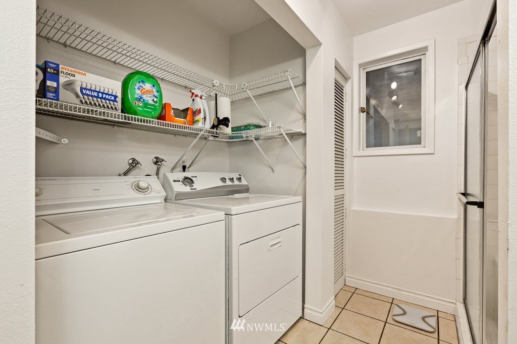 2123 171st Place Southeast Bothell, WA 98012 - Photo 24 of 29 Gallery Image 24