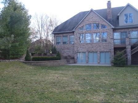 2274 Addaleen Road Highland, MI 48357 - Photo 19 of 43 Back of Hm-2274 Addaleen.JPG