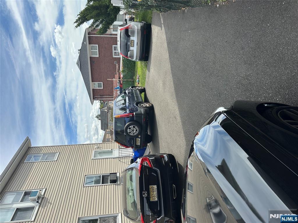 82 Westervelt Place Lodi, NJ 07644 - Photo 5 of 18