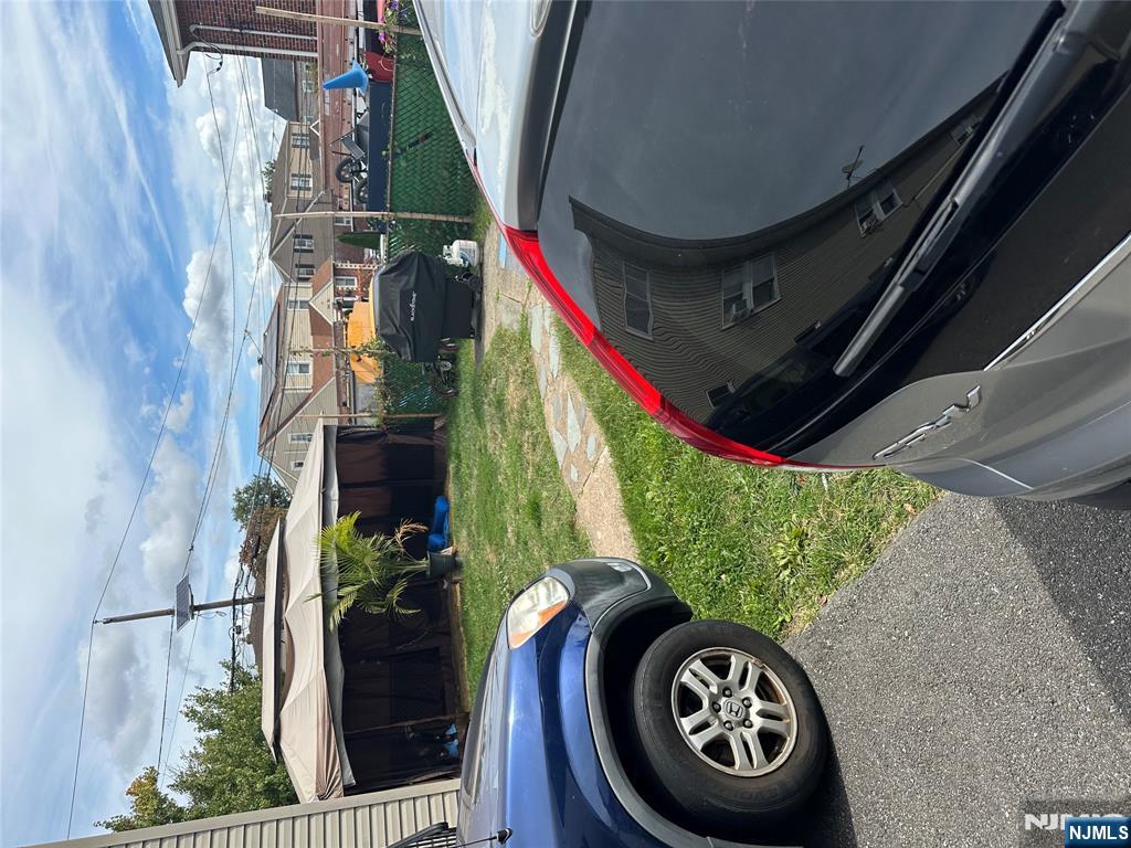 82 Westervelt Place Lodi, NJ 07644 - Photo 6 of 18