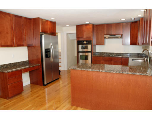 438 Laws Brook Road Concord, MA 01742 - Photo 3 of 9 Gallery Image 3