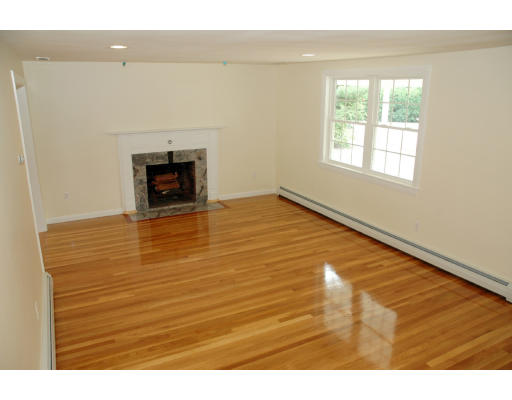 438 Laws Brook Road Concord, MA 01742 - Photo 6 of 9 Gallery Image 6