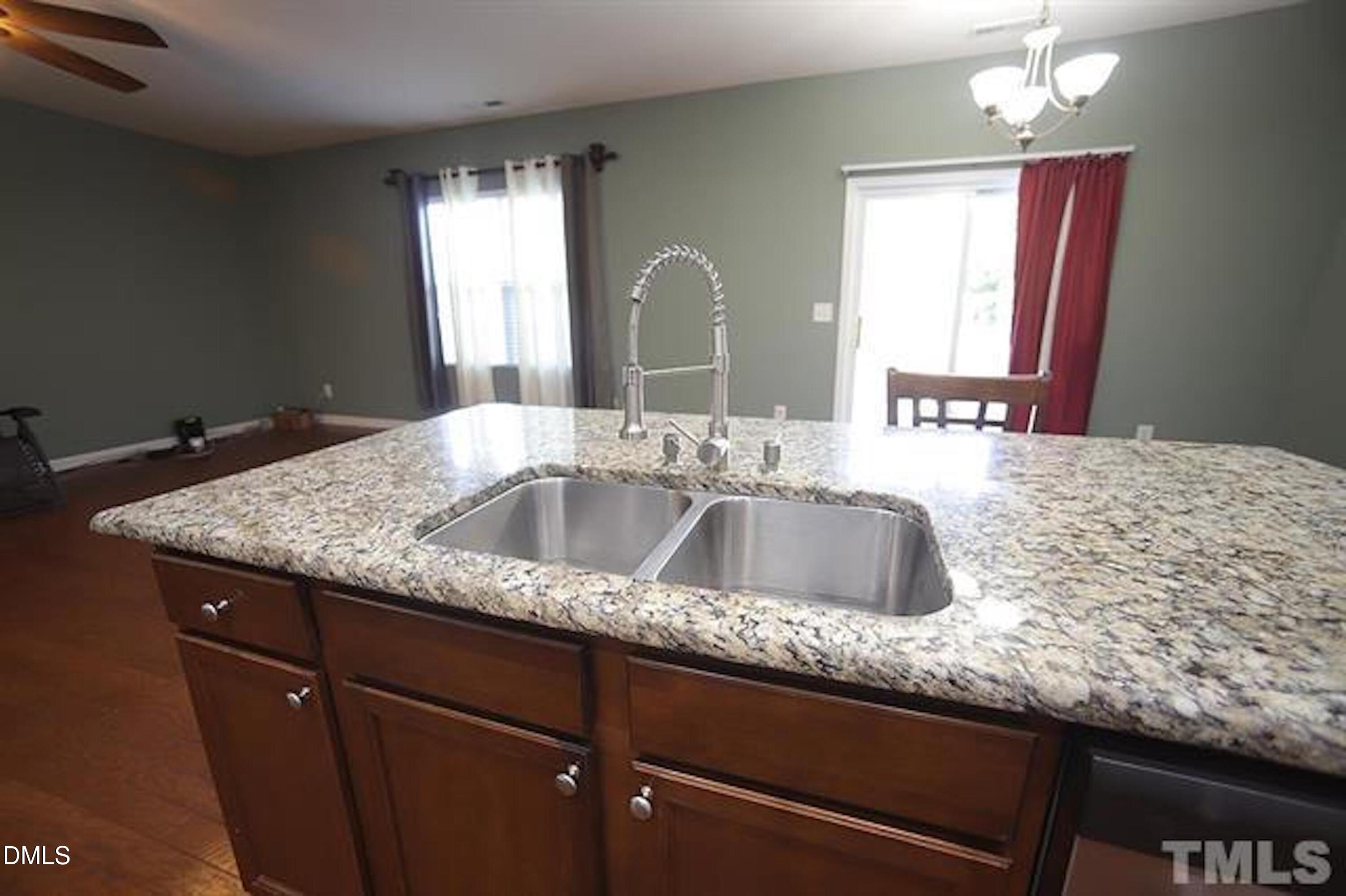 8003 McKee Drive Raleigh, NC 27616 - Photo 7 of 40 2532573-7