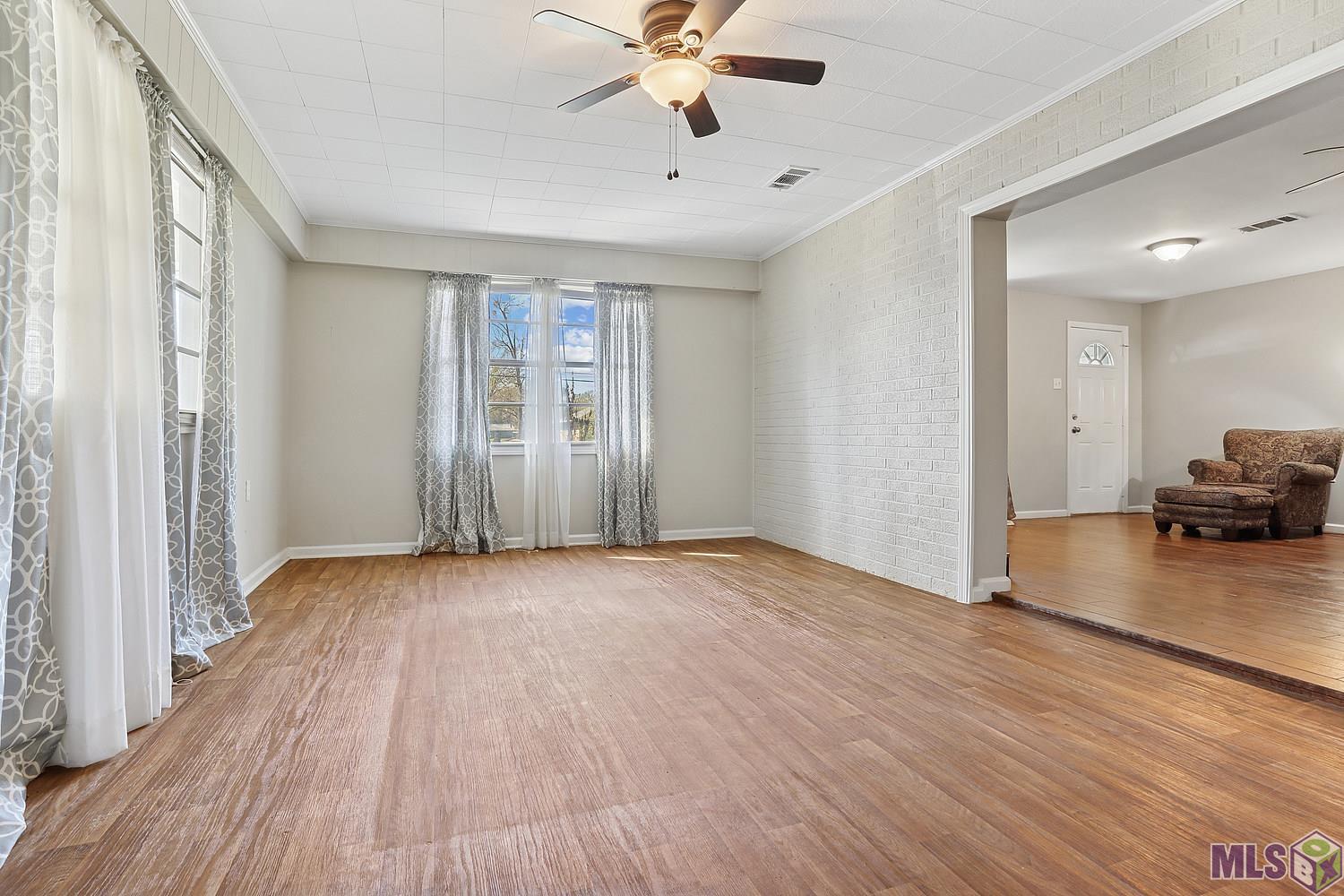 45108 Gold Place Road St. Amant, LA 70774 - Photo 8 of 10 Gallery Image 8