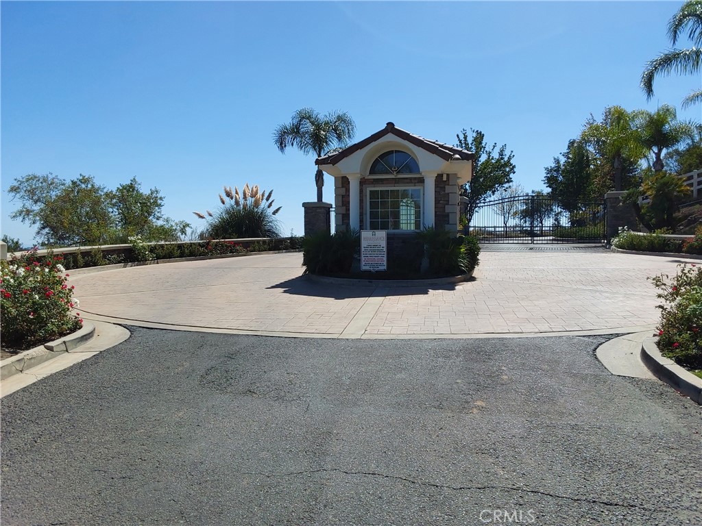 28 Via Renaissance Temecula, CA 92590 - Photo 2 of 13