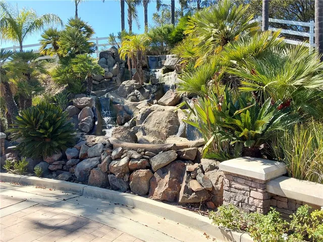 $590,000 | 28 Via Renaissance, Temecula, CA 92590