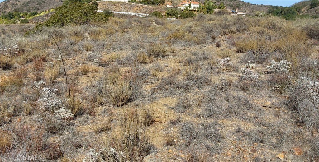 28 Via Renaissance Temecula, CA 92590 - Photo 7 of 13