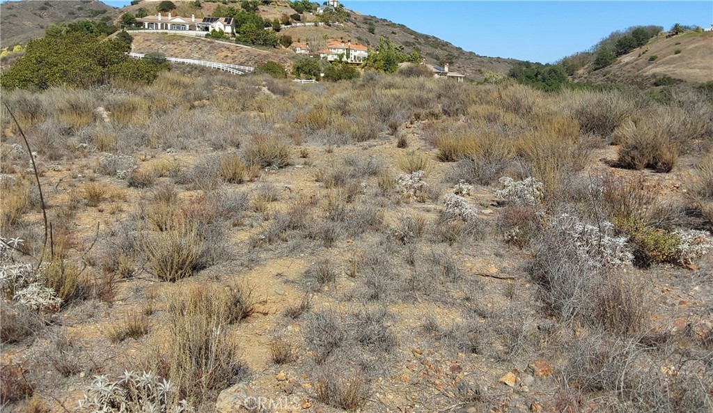 28 Via Renaissance Temecula, CA 92590 - Photo 8 of 13