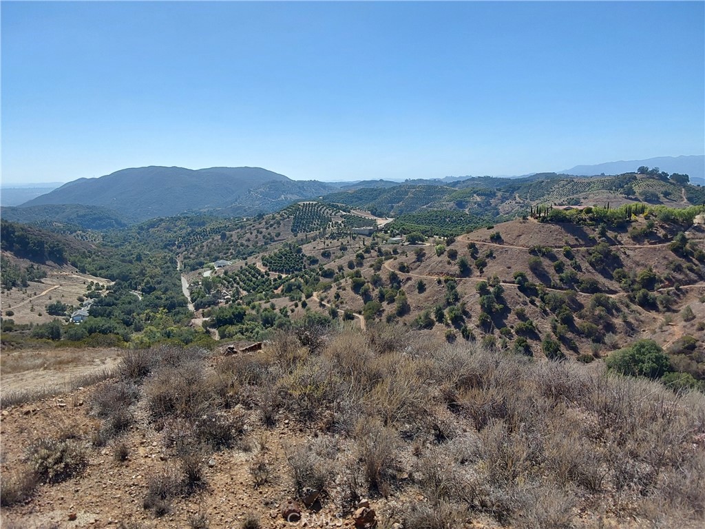 28 Via Renaissance Temecula, CA 92590 - Photo 9 of 13