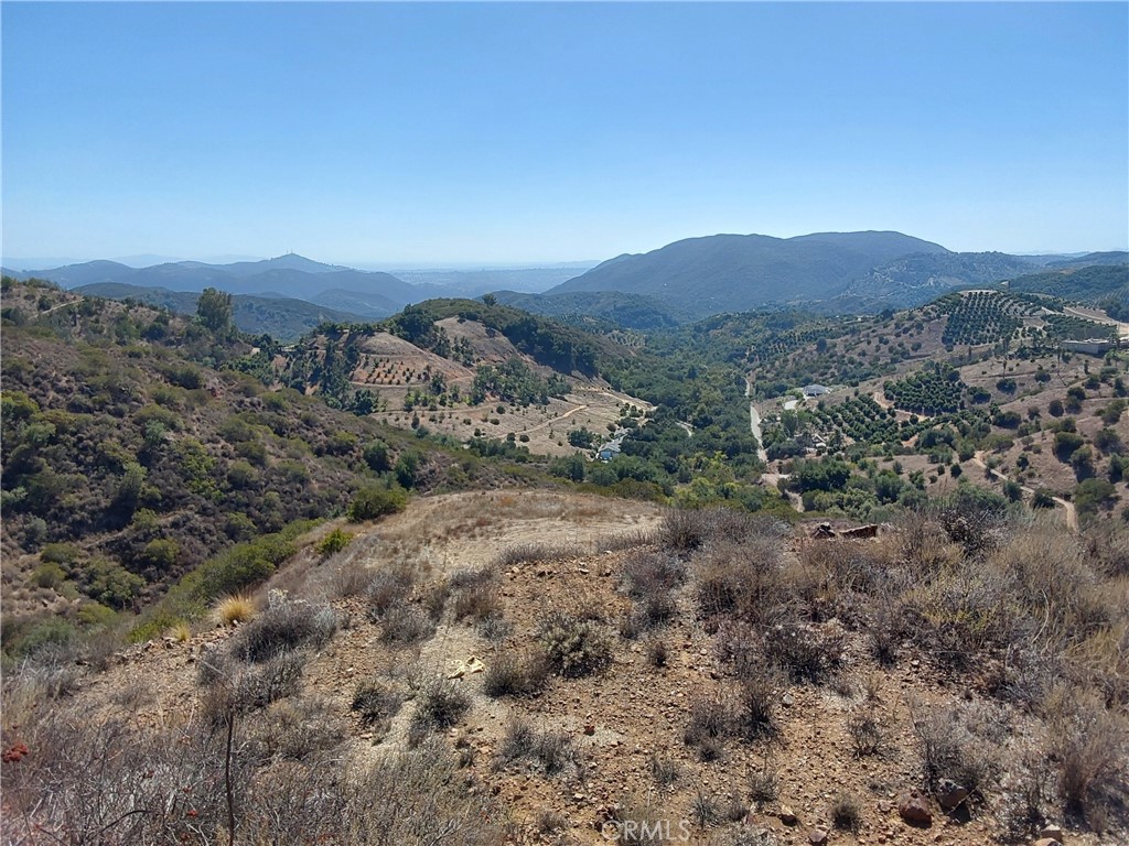 28 Via Renaissance Temecula, CA 92590 - Photo 10 of 13