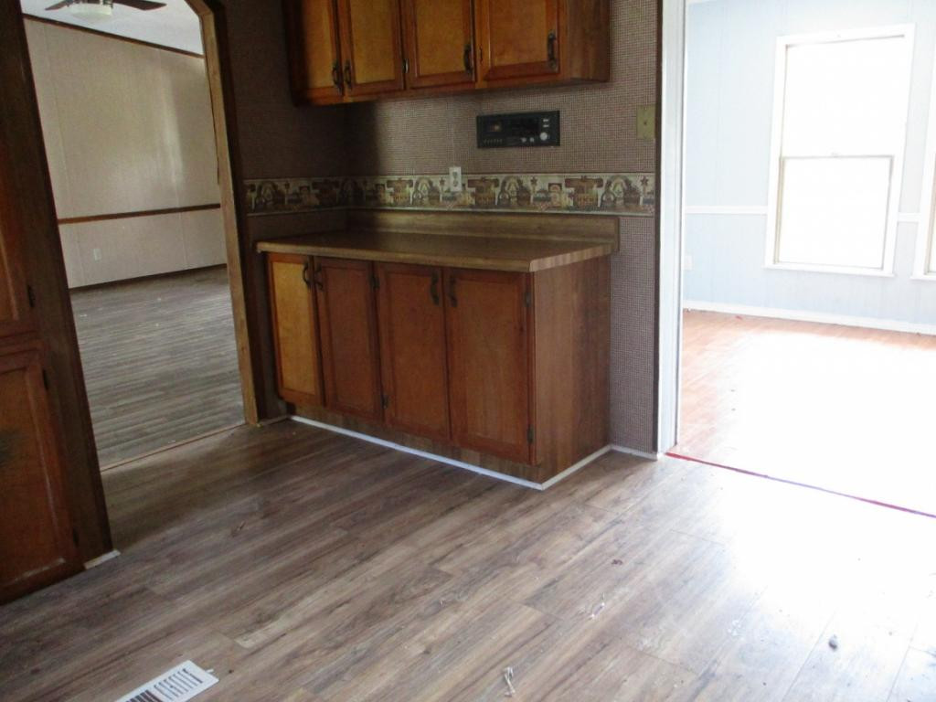 618 Rambo Street Damascus, VA 24236 - Photo 3 of 10 Photo 3