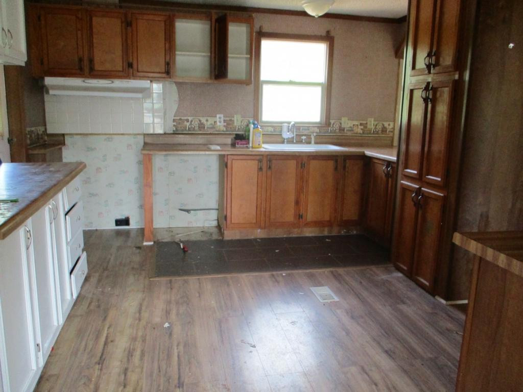 618 Rambo Street Damascus, VA 24236 - Photo 5 of 10 Photo 5